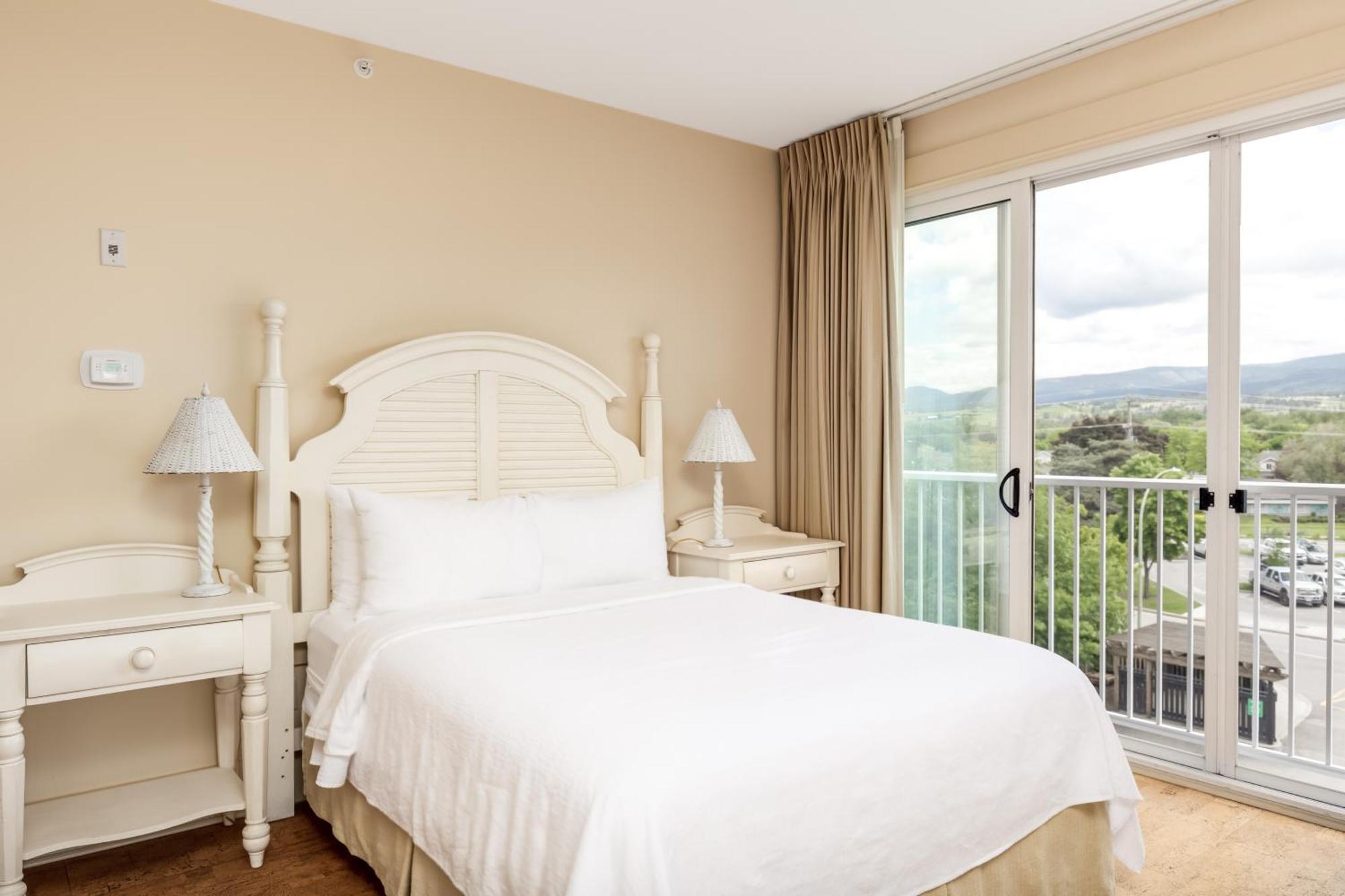 Hotel Eldorado At Eldorado Resort Келоуна Екстериор снимка