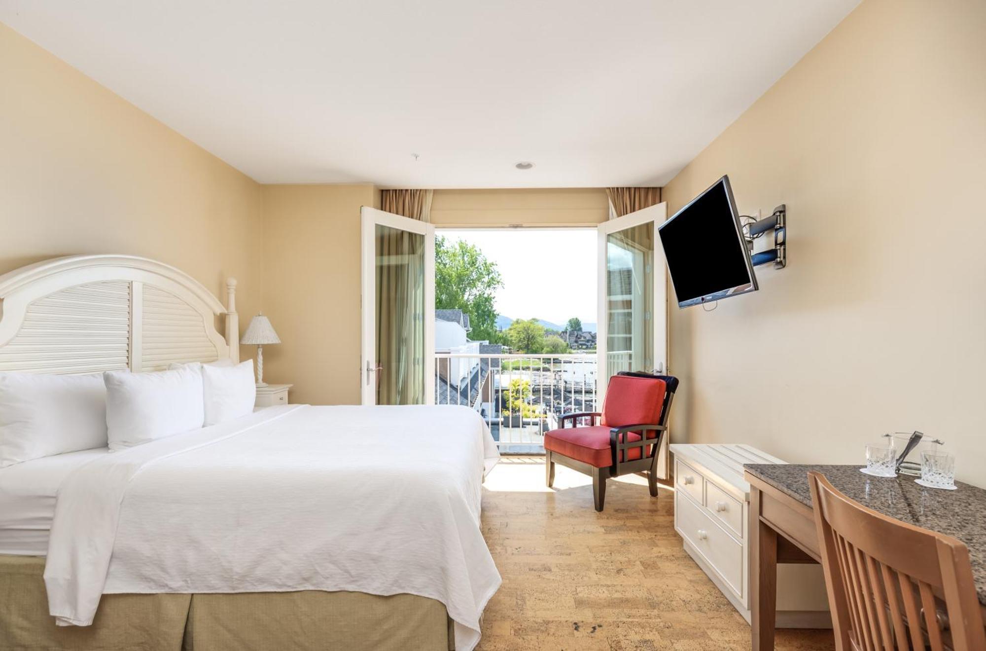 Hotel Eldorado At Eldorado Resort Келоуна Стая снимка