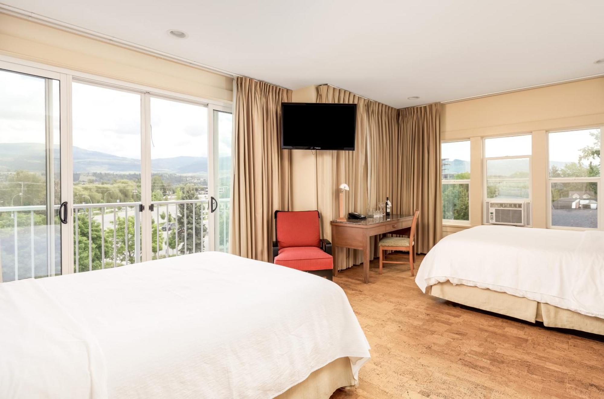 Hotel Eldorado At Eldorado Resort Келоуна Стая снимка